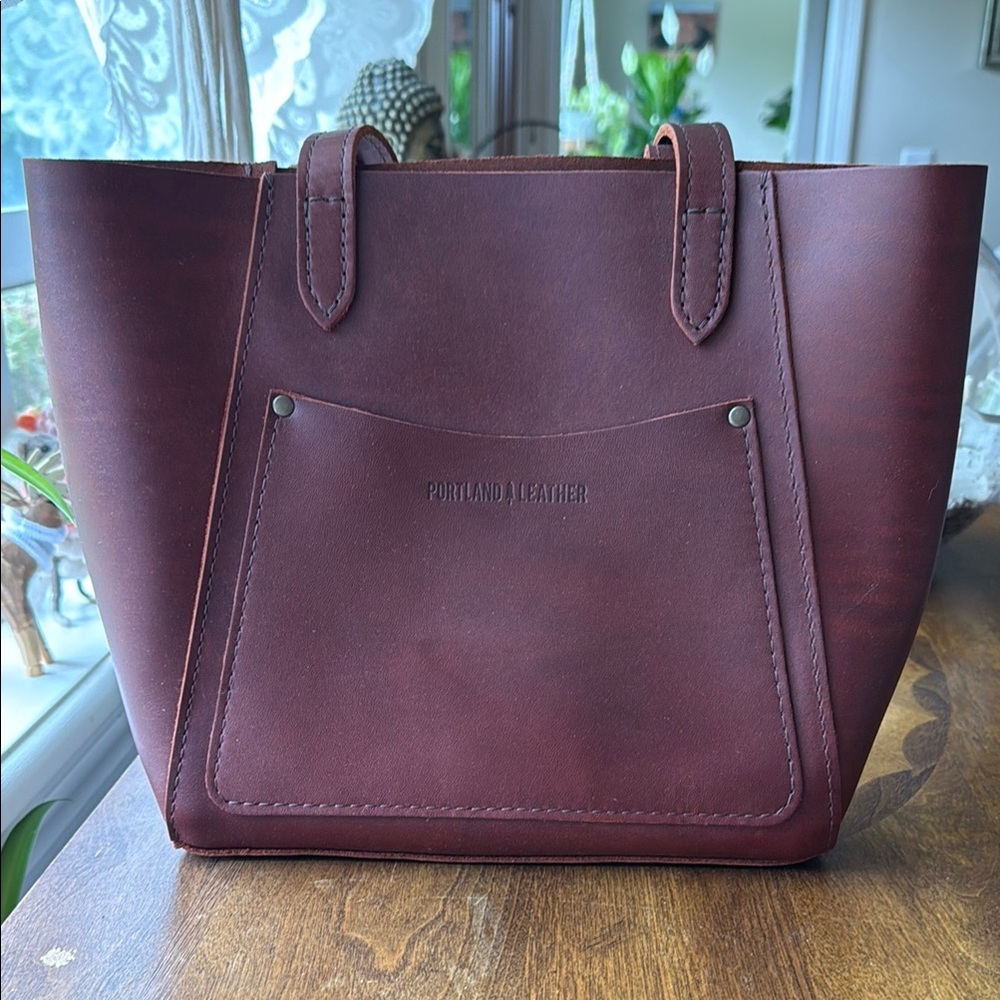 Portland Leather Brown Tote Bag with Minimalist Design